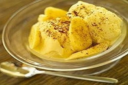 Deserturi simple. Crema de banane cu smantana.